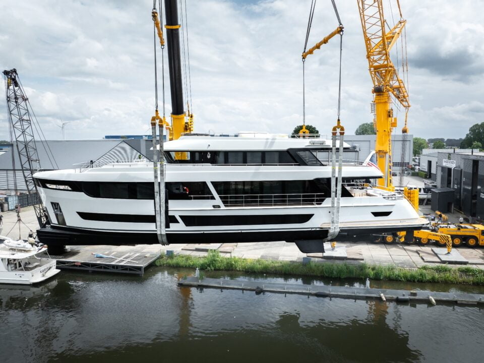 Project 111.11 I Lancering My One I Avenue44 Yacht interiors